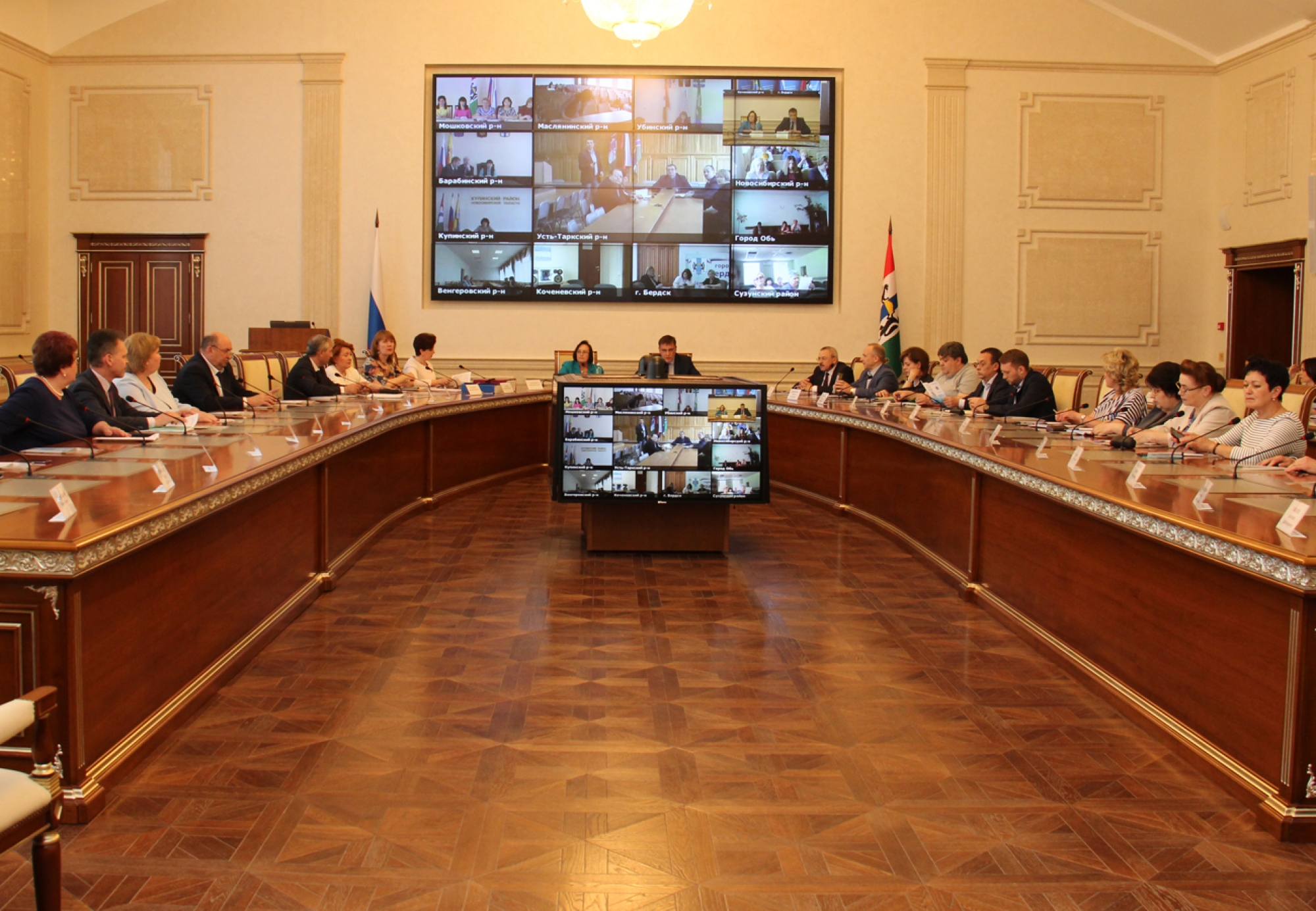 В Правительстве Новосибирской области состоялось совместное заседание коллегии министерства образования Новосибирской области и Общественного совета при министерстве образования Новосибирской области